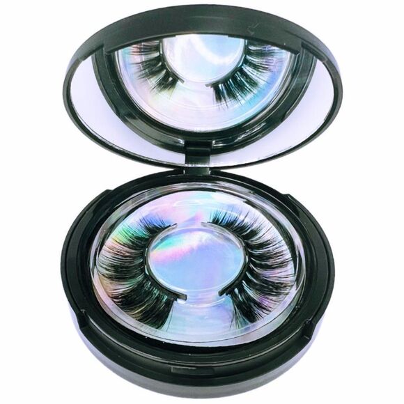 Joelle: 3D Magnetic Premium Silk Lashes and Eyeliner & Tweezers Ultimate… - Picture 3 of 10